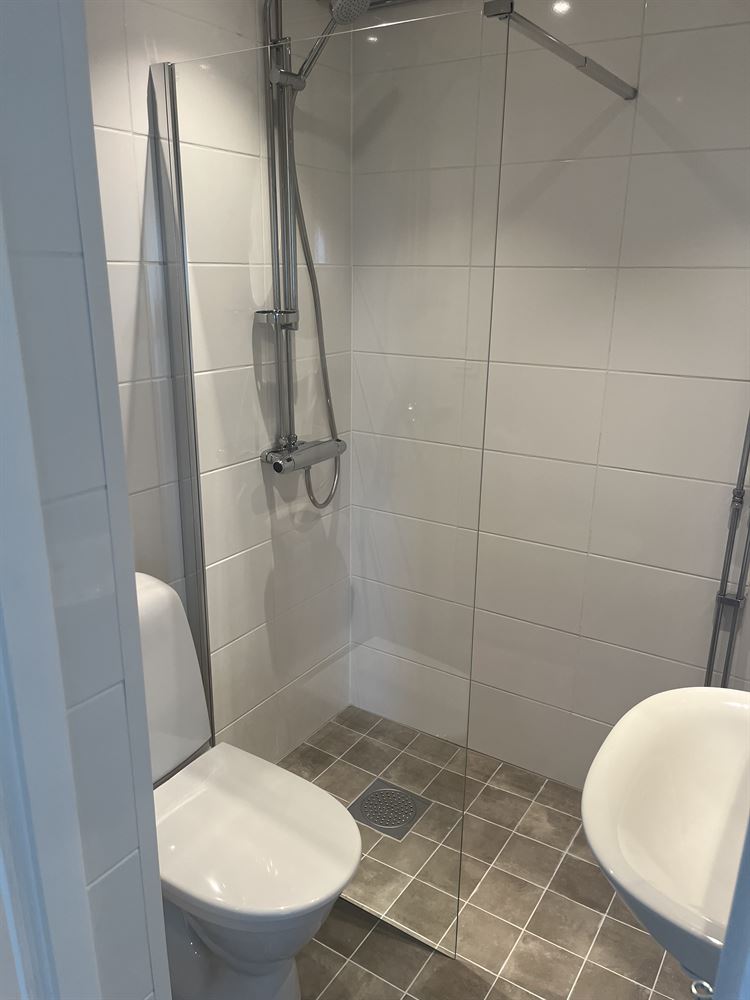 Burspr&#229;ksv&#228;gen 13