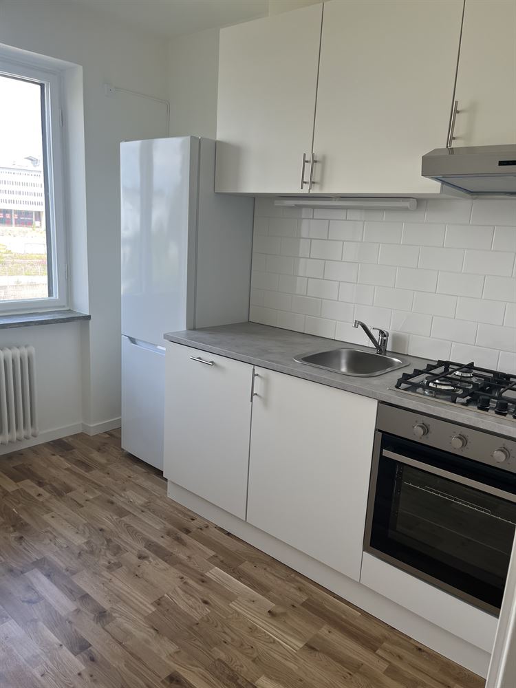 Burspr&#229;ksv&#228;gen 13