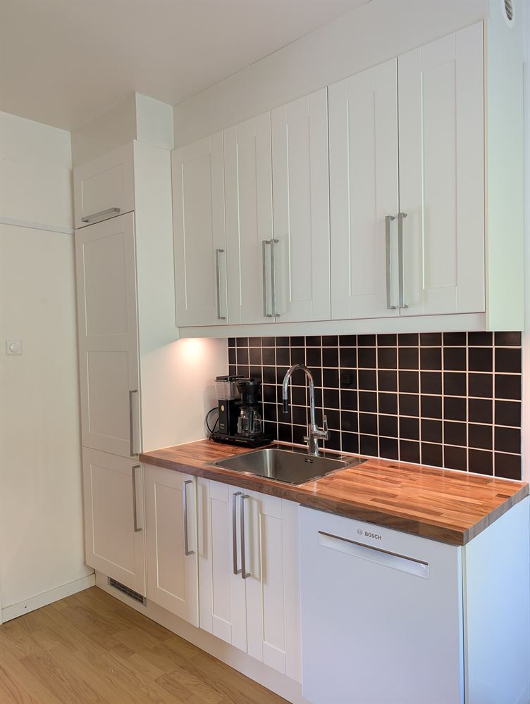 90d004bb67ba22a01f38490c64faee9e