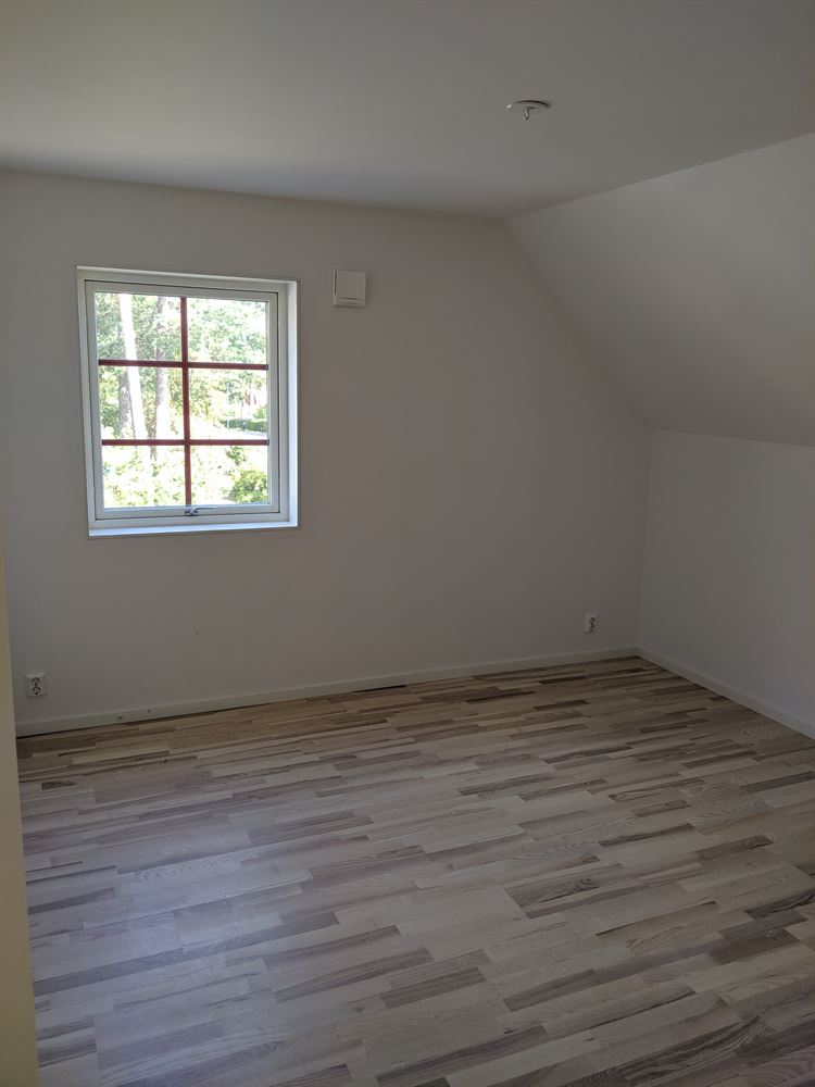 24c383d8ceab641aec9086591e2cd85a