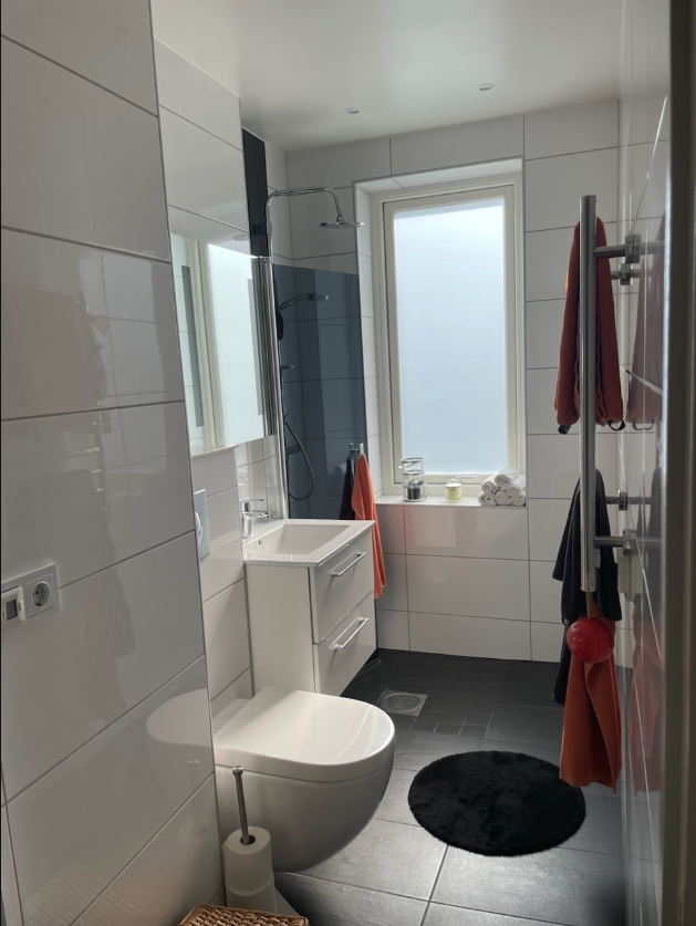 dfb3093b46e64dfaa13238bc0d67d539