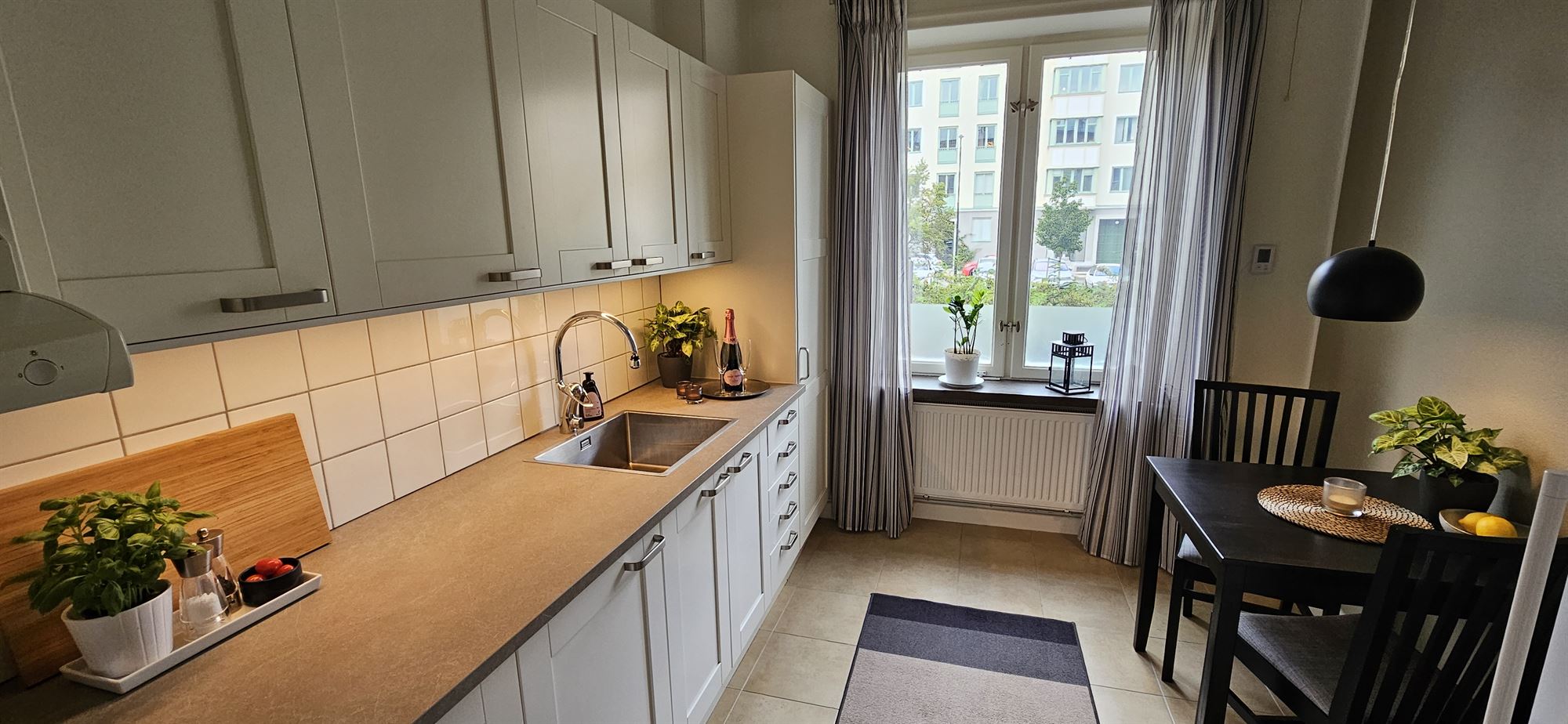 a95e22e351c4b4a8b59241817380a83f