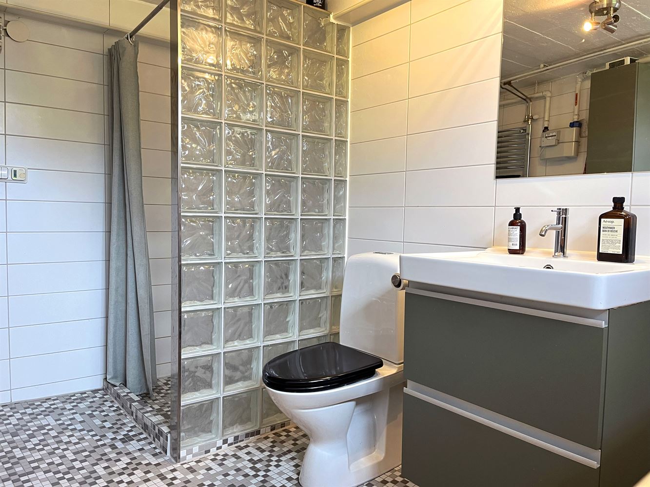 43862f65bd7ce5a45c3c4754cf60afb4