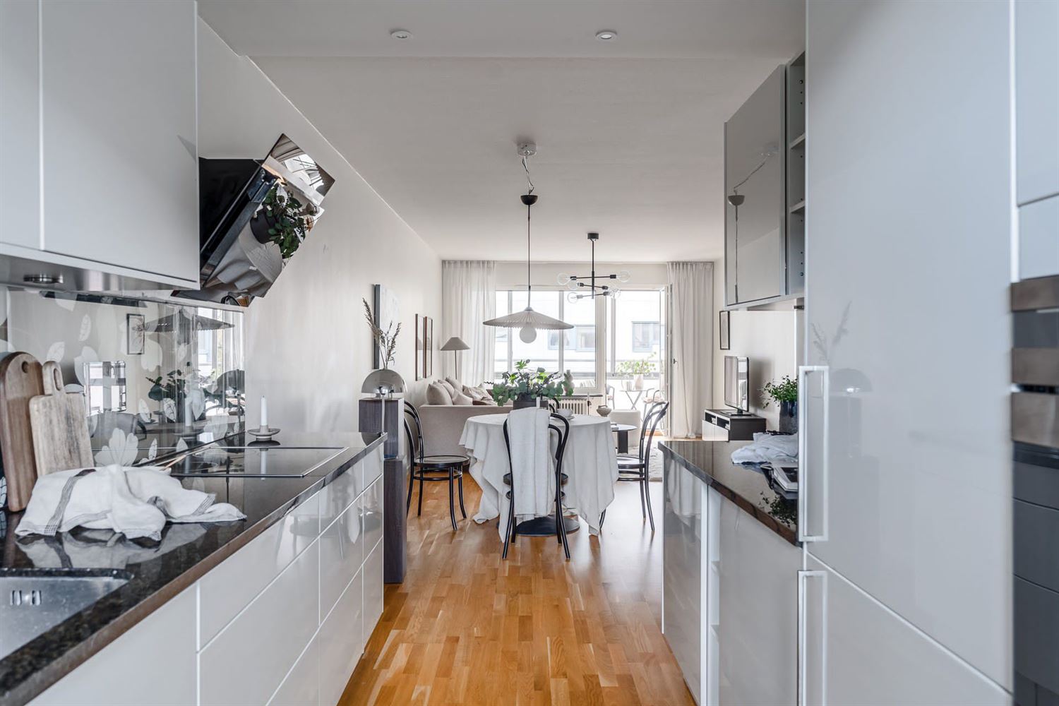 14b40eacaffcb438a0d42ffc25c141d5