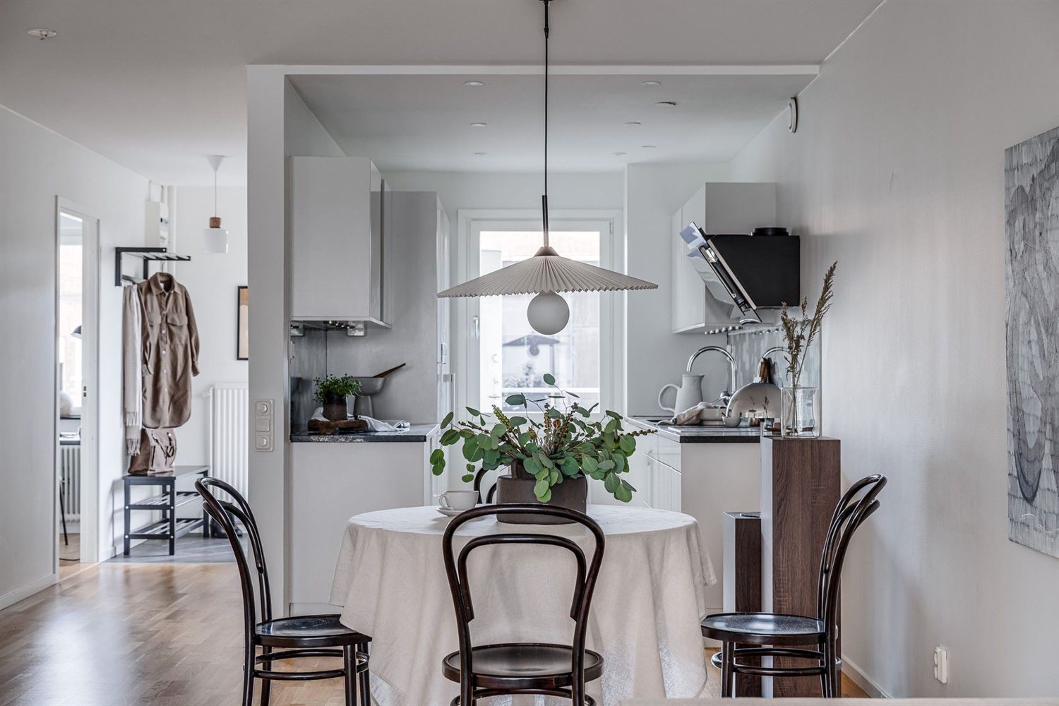 55640f3d2b4644dc152f289b20684d77