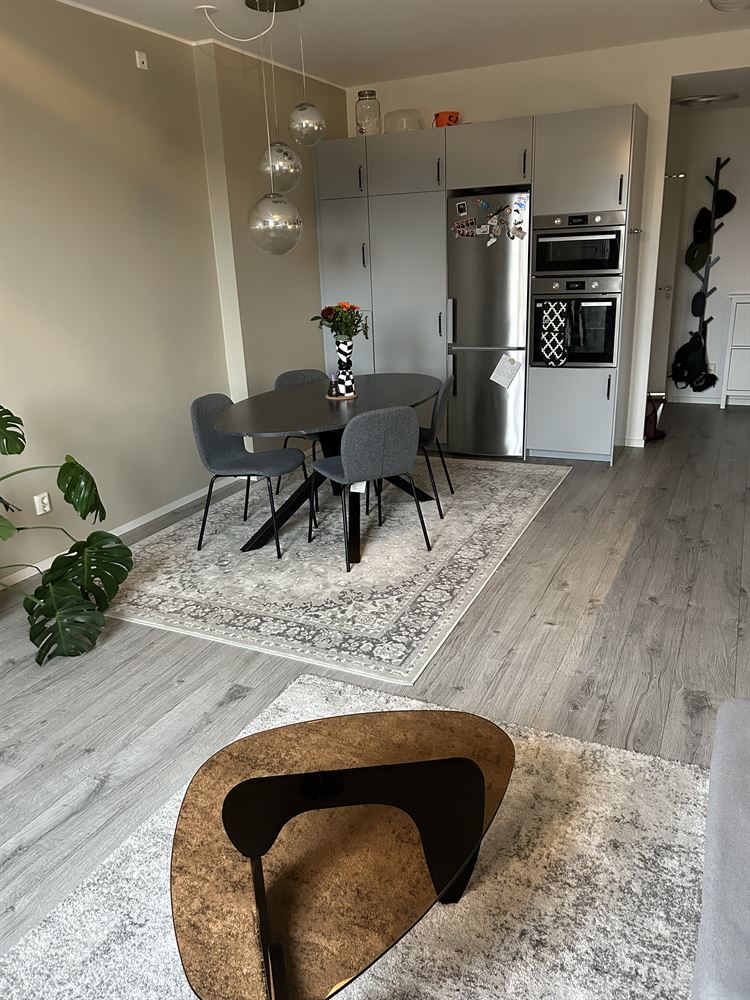 6f95a9521e044285456b2cfcedd2e682