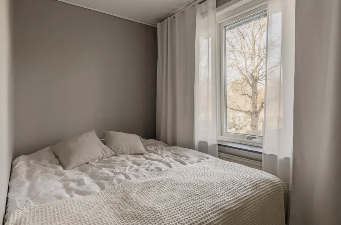 902d17d8f7692d684bd1f55b3859a351