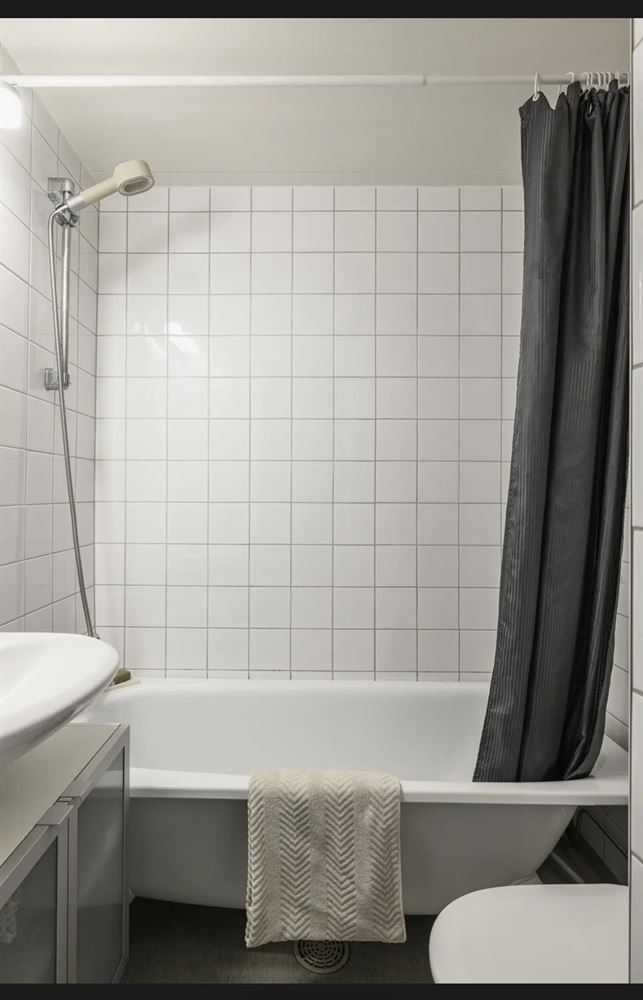 eb9bad39480b88eb7a68a0aa90a33701