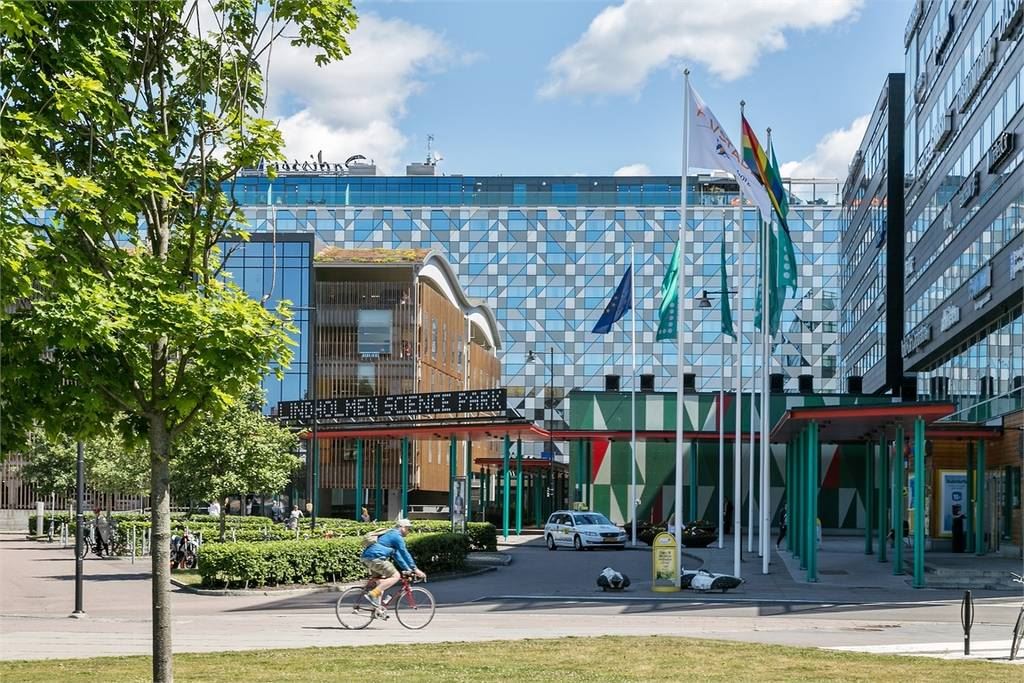 353e1f6daf1d1e950a18b2fa8401a288