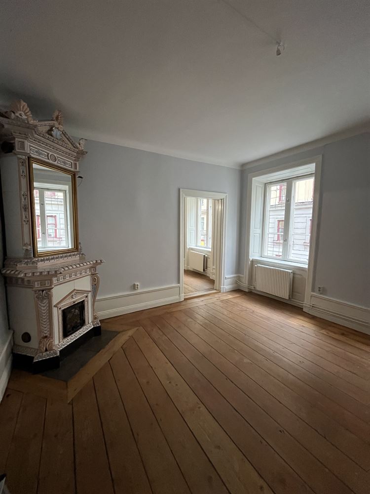 5b9178c6695d9098c69955201ee638e9