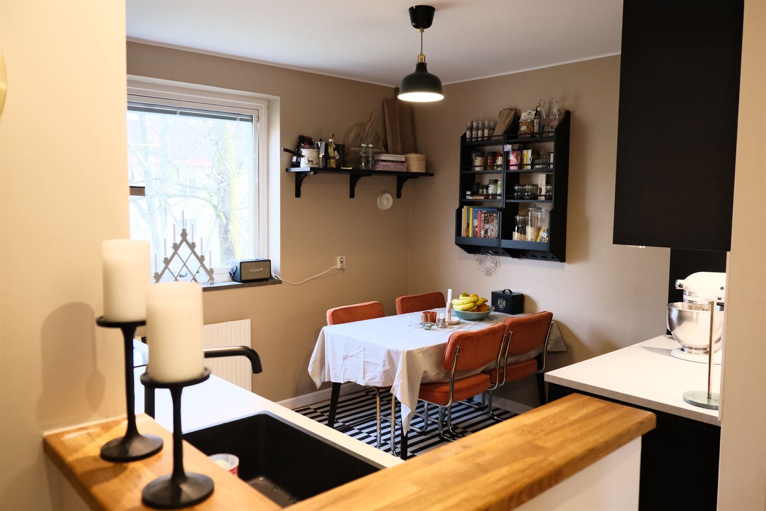 5f94f63eb291e082279b57604a903a3d