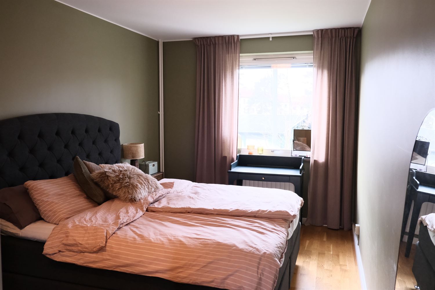 c7bcbc3f46199e74ef6341402cc4a6c6