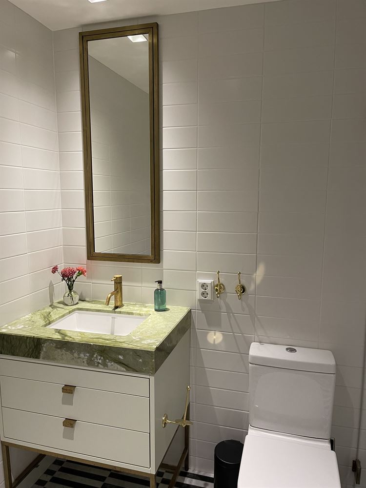 b1af4c858af2c0f95e479b3280740772