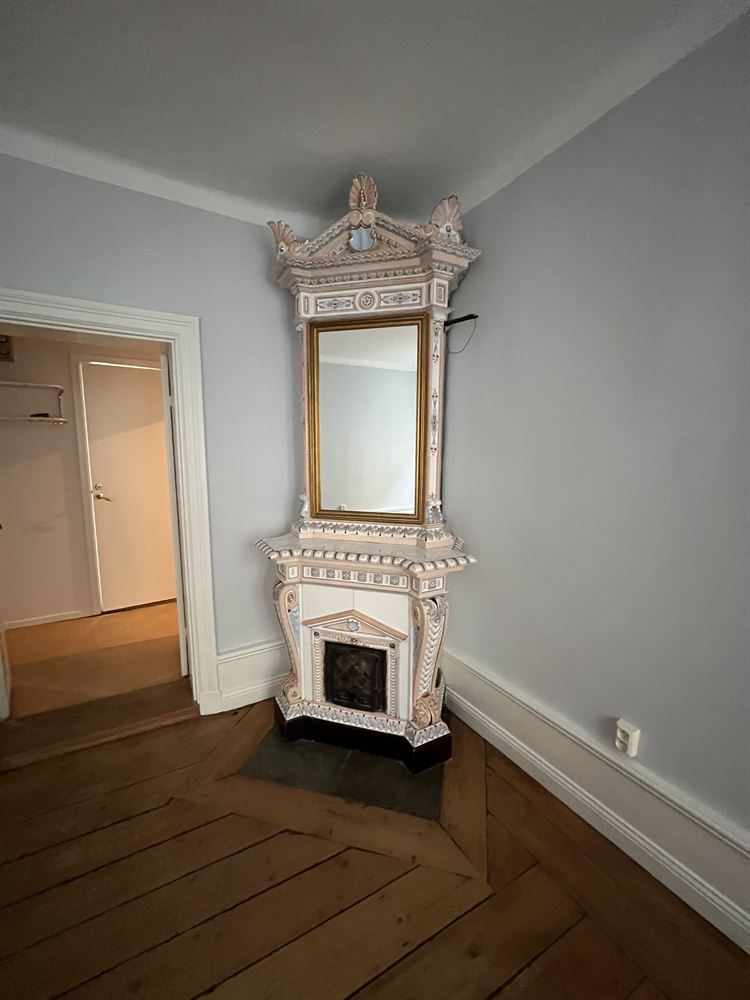 90b17f7a378402de92f727b5de9ddfd7