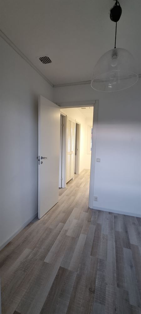 8fa121589dc66f1c77aad64ff5708d18