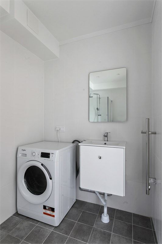 ca44f37c0f07f6a5c4079cf88b1b1e6f