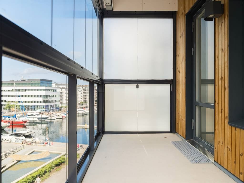 40e253bdf7bf92057343a5814fc52355