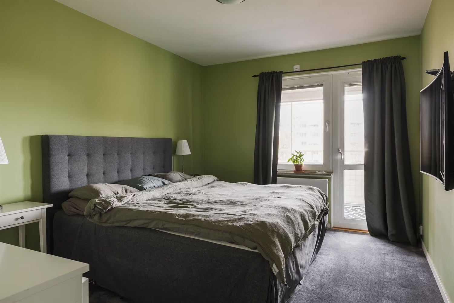 8d14404b192176350c50b36104ebde86