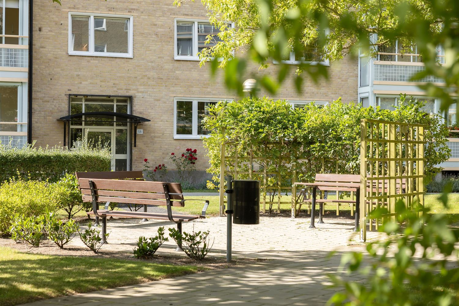 5c4c56cbc8d0401f6a91db58e0f1ce4b