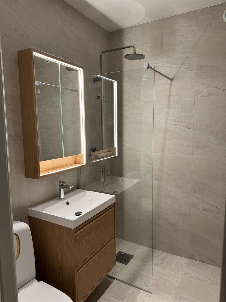 9d9acfbc158fe5ee4b3585580914815f