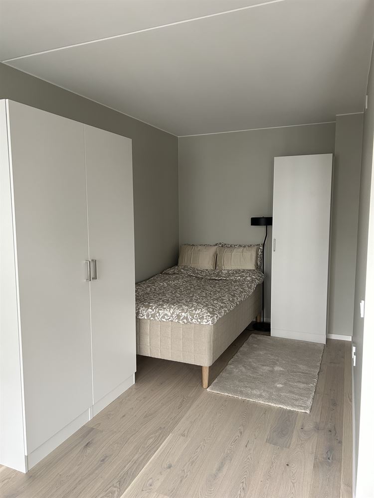 813594cbf4bb5cdbf07177f96588384a