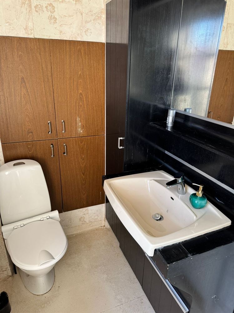 48a1d1db64353438ce044da871a3b576