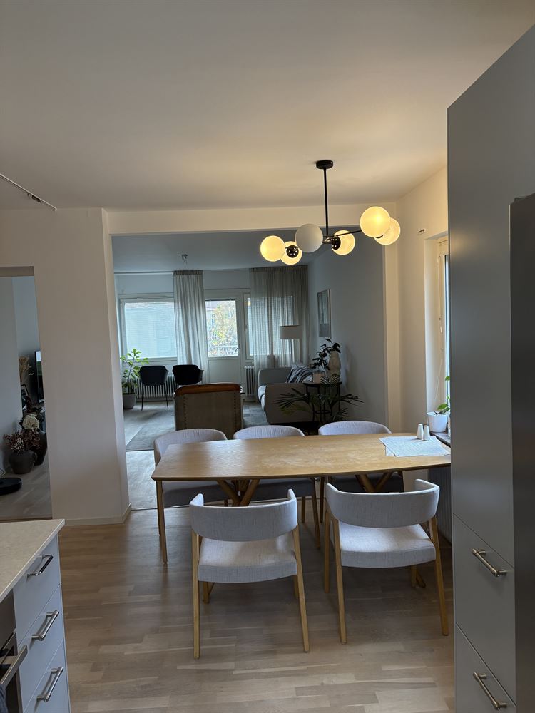 5b642a51a36f5ccd9e9d24d1f319d7b2