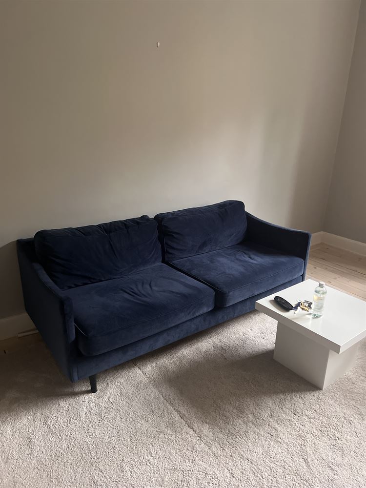 126a83977949ad061e7164c8f88bd4db