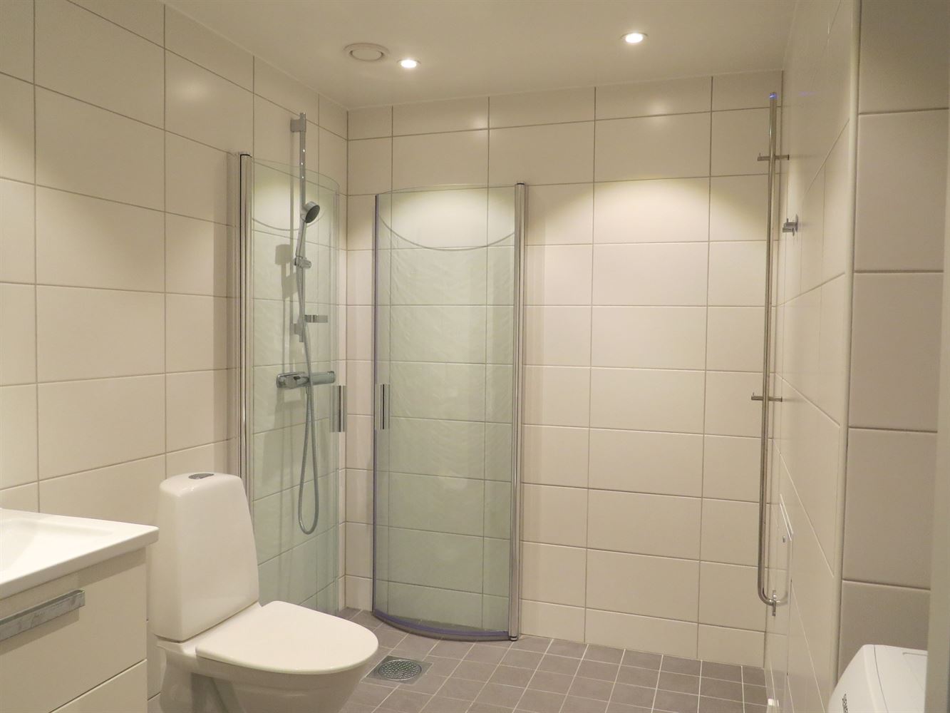 74f7a1563f564228a070c3a27e15ed29