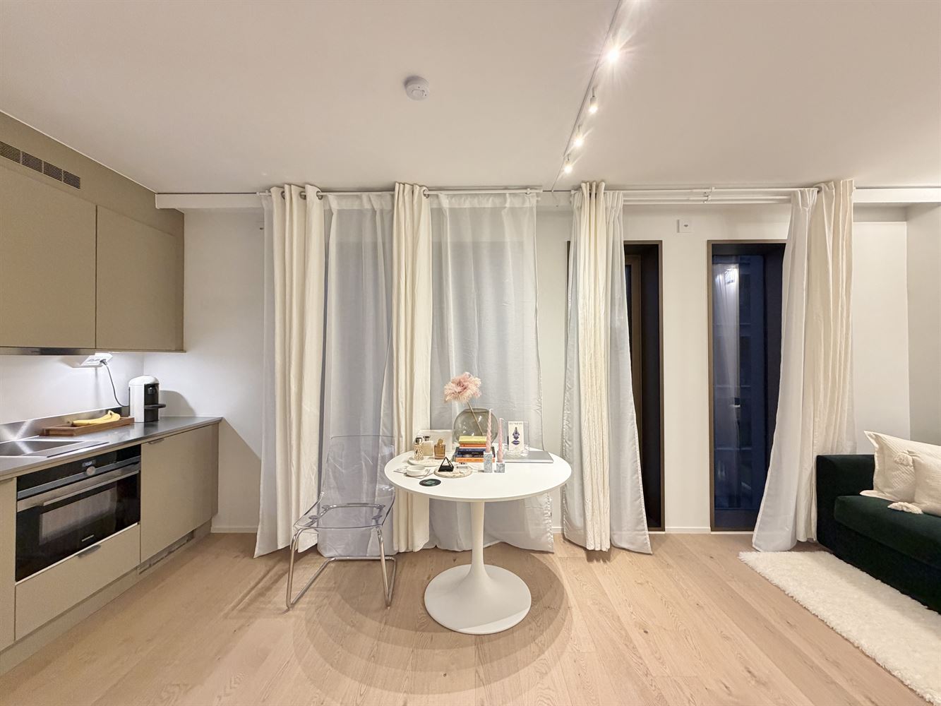 36234d4cf8abc8a676ea9bf63d04953b