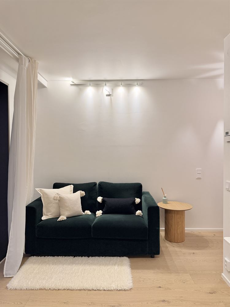 919413506f8ddd9e7d86082657172c35