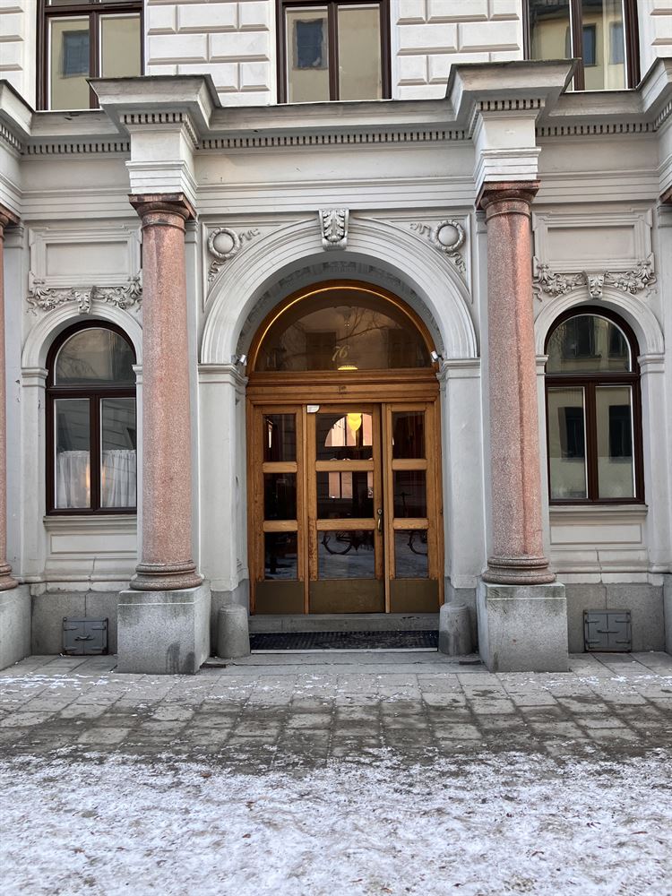 9f5f98f8845042a4a12f2625126502d3