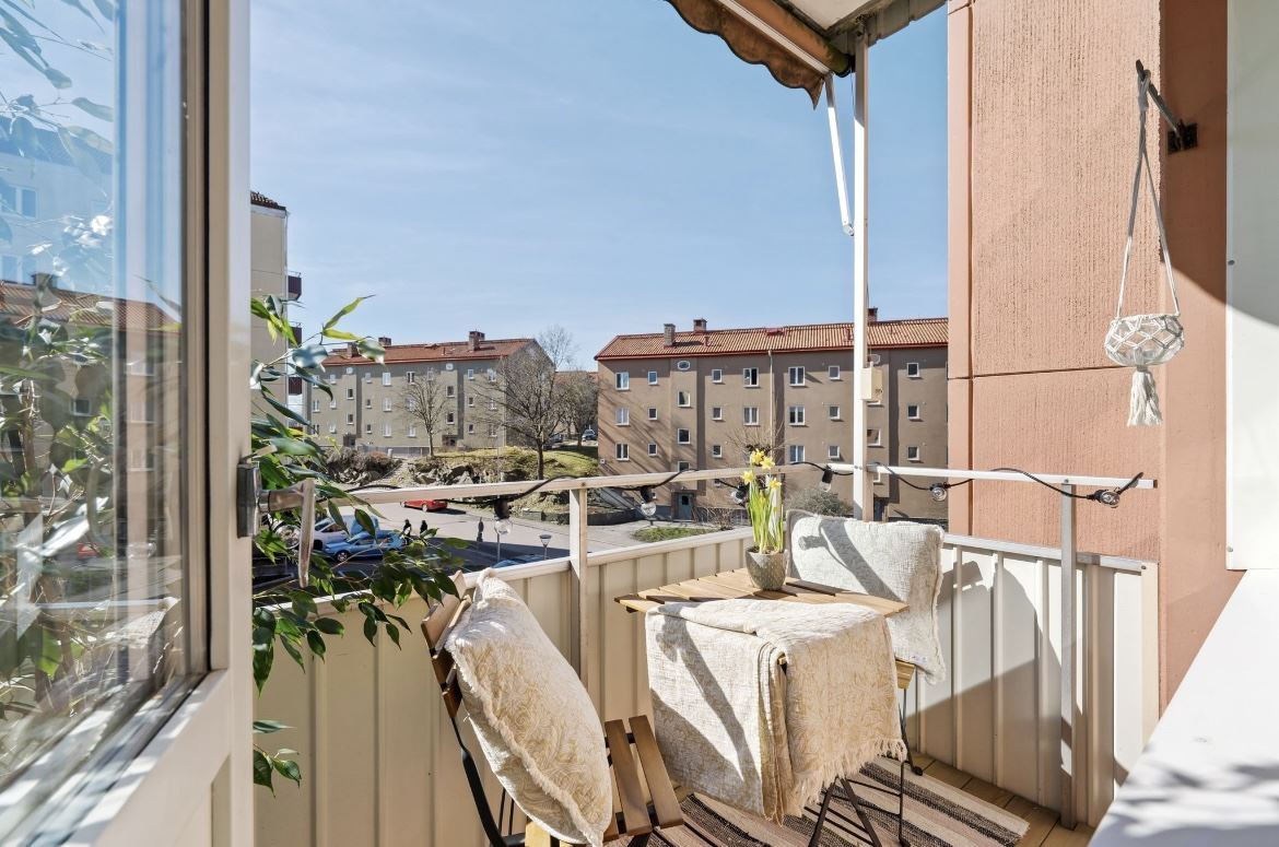 8d9cb502d3899160775d52d32fd931c3