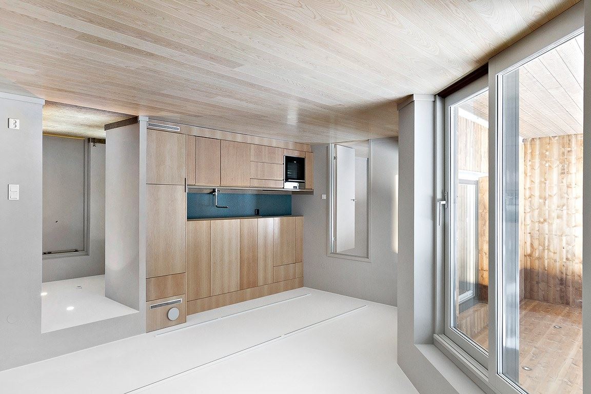 837895d96fa8a2626611591183408e81