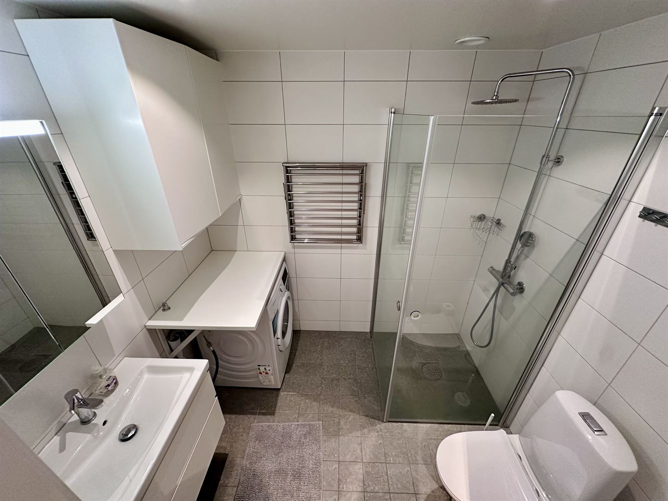 4c6de43d707af01643038734b19898e3