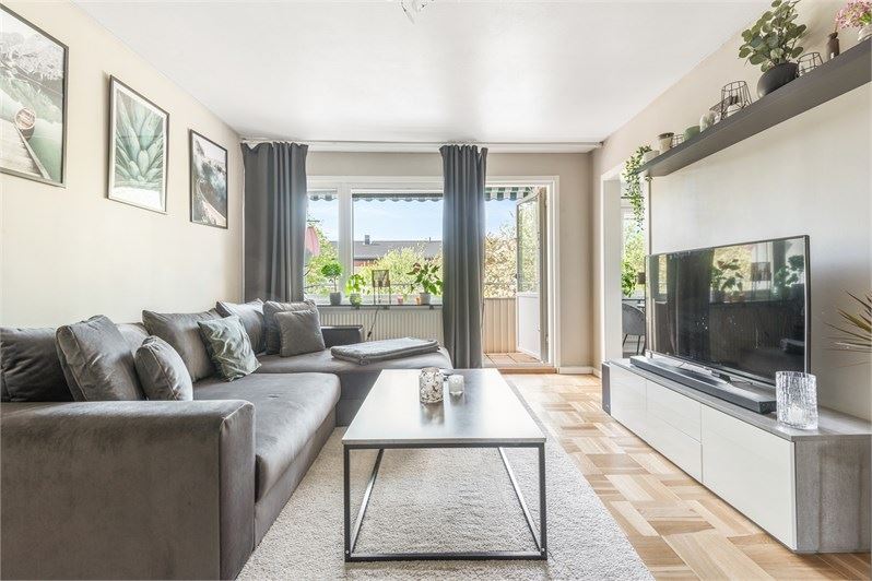 b5d4231f25ec36b3c0a9c2acd4b40f68