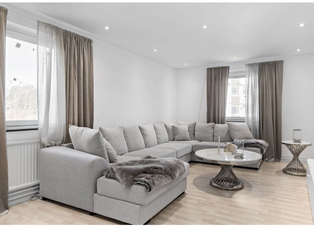 8292120921e4697806155a0061d4f963