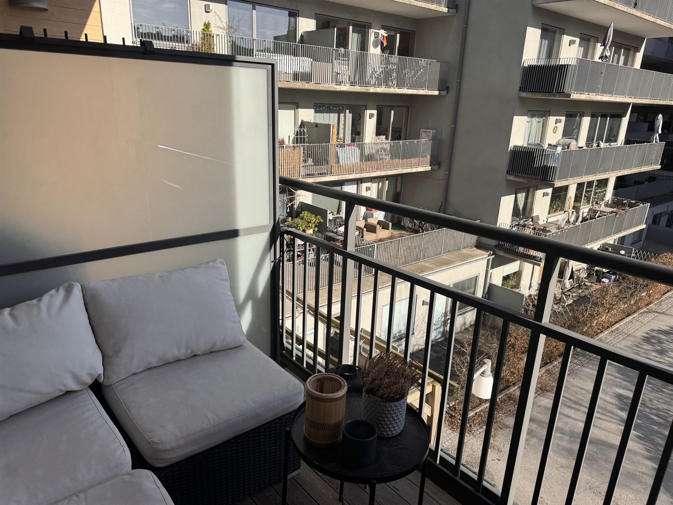 993c6a98f0a4f4c0ec9e7ab27a14d09d