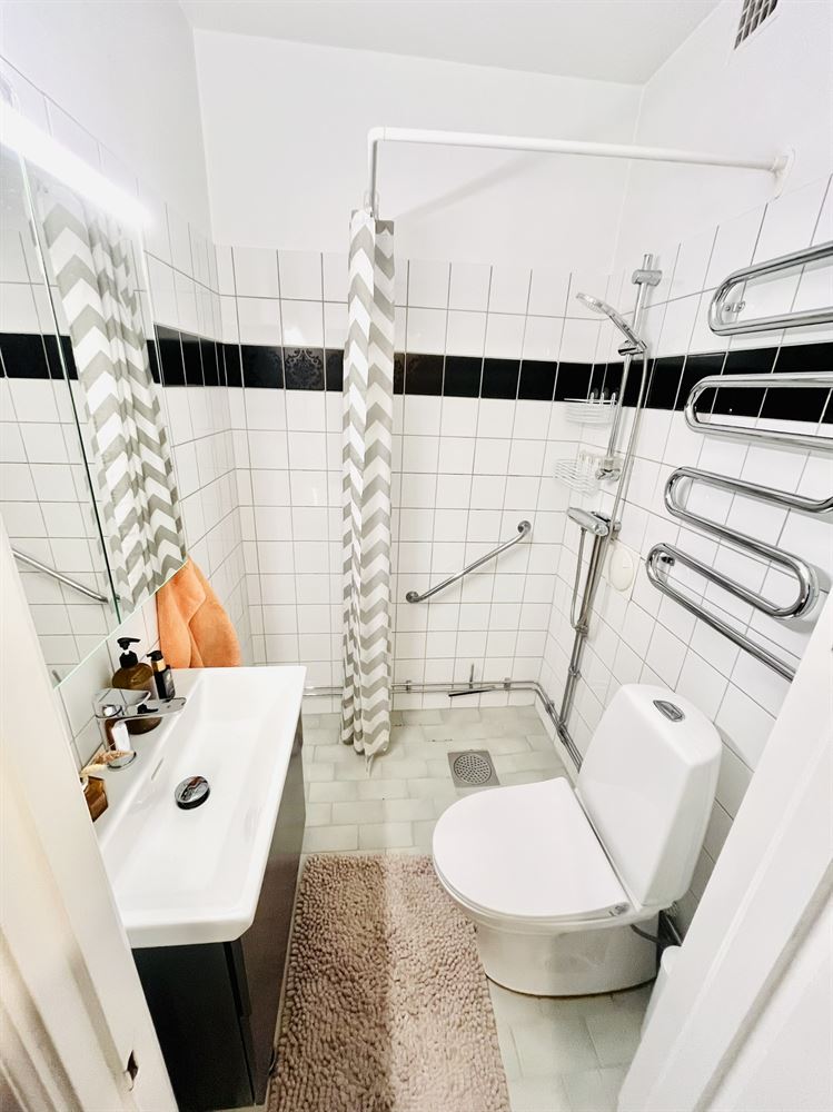 176c2d4eb90b3a05395a70c2c7beed55