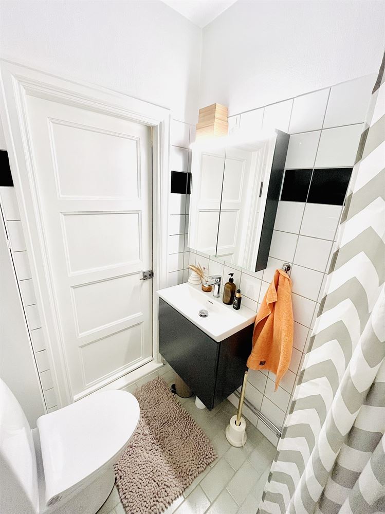 b4928e4202d5b541d61698472d4b0499