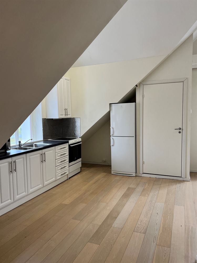 f8546080949be16ae21cc9b98a3d665d