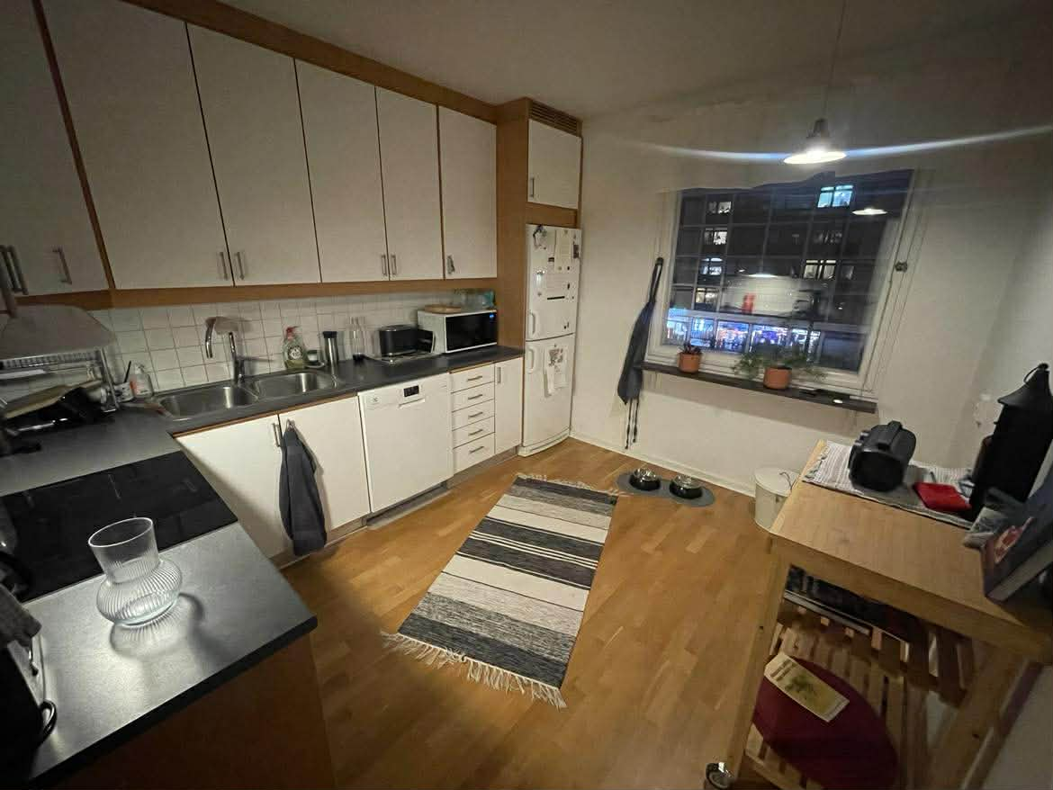 7ae09605246d131ecb7f9f20ef4a33ba