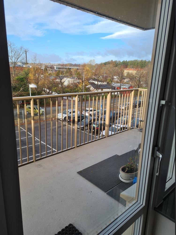 6700f6abfb40350a41d405b99eb2d2de