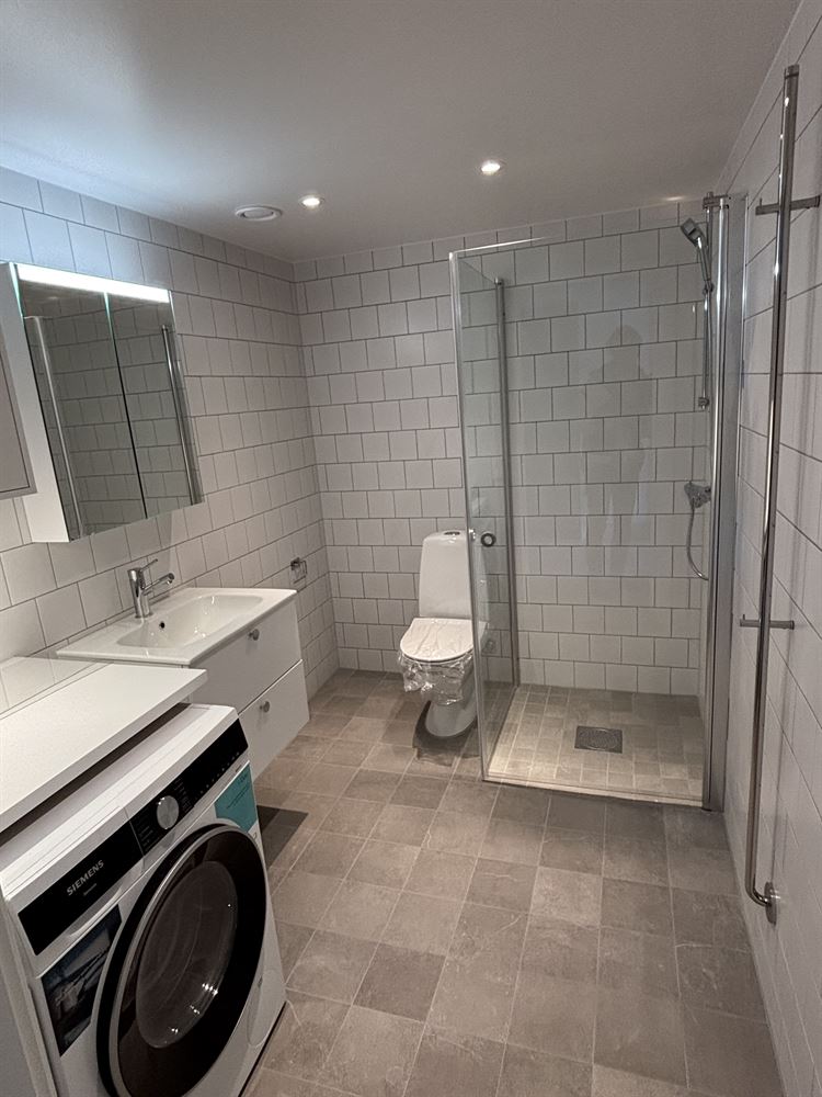 3662497376469321e108778c835674a4