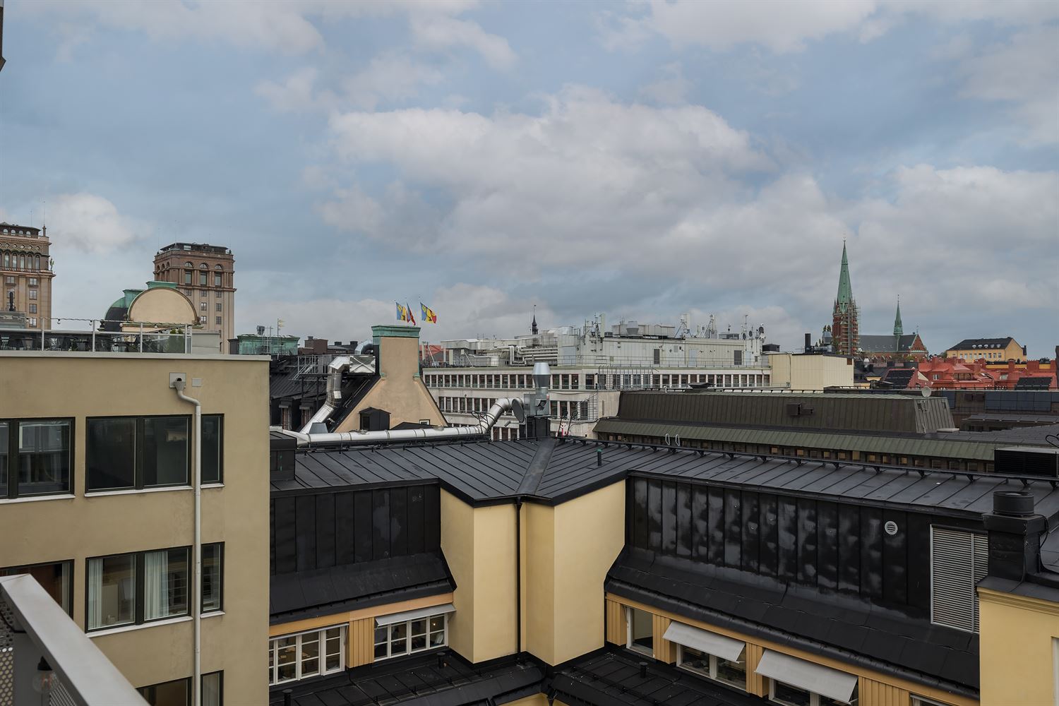 90edebbec7ad4b95f9c9c83a9acdc6d1