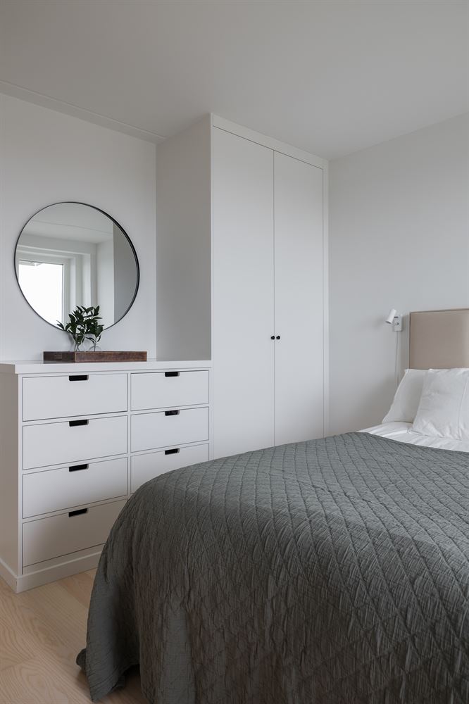 f1965220f88a9e670dafa436692e833d