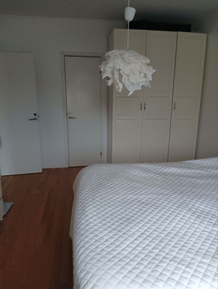 Enekullegatan 12B