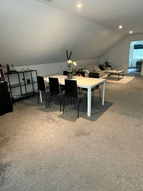 Gr&#246;n&#229;sv&#228;gen 2